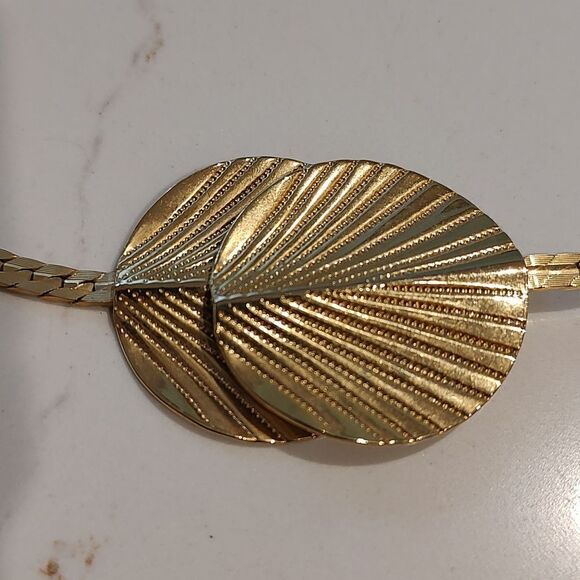 Parklane Herringbone Chain Fan Closure Front Clasp Necklace Vintage - Picture 2 of 7